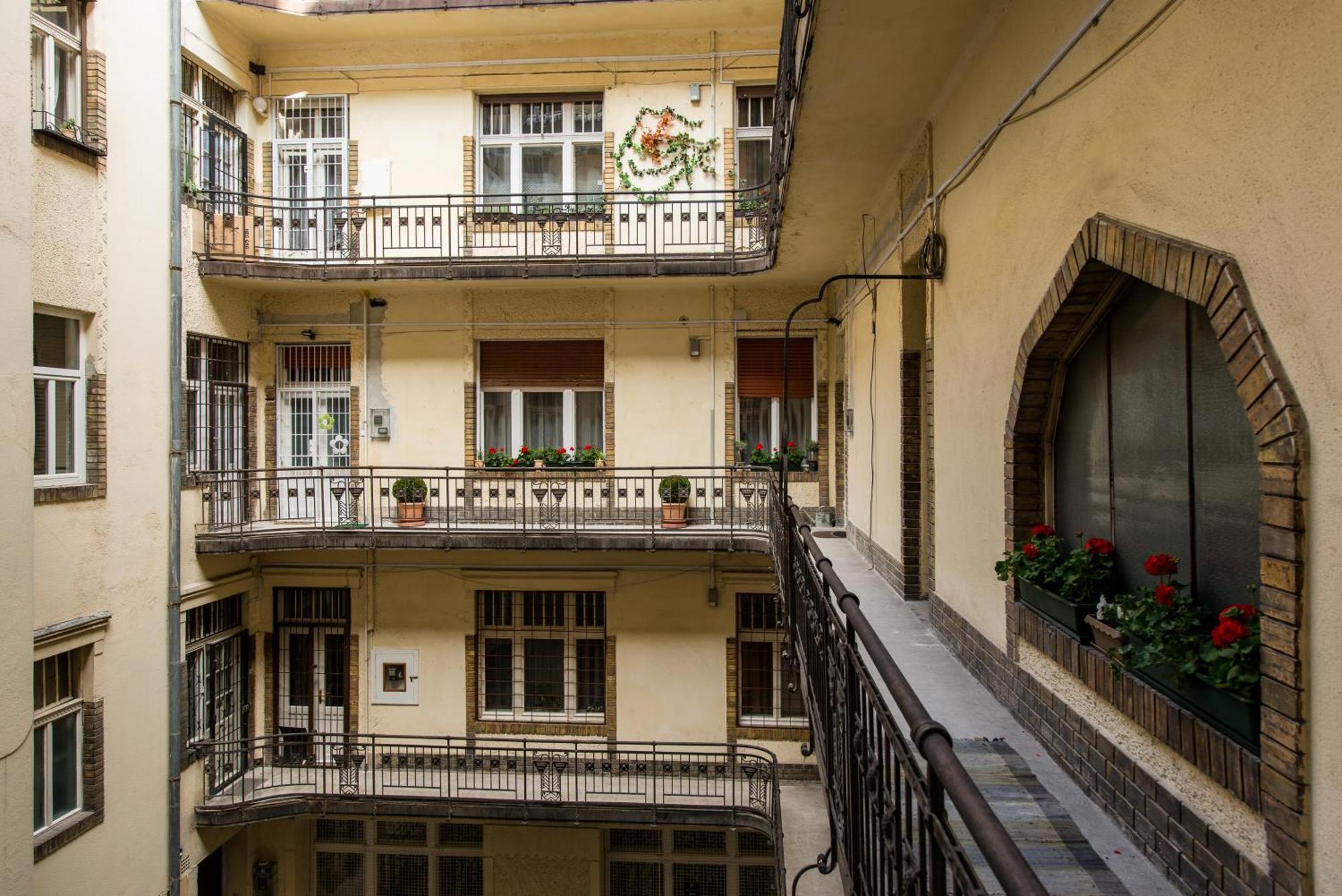 Gold Pearl Apartment 2 Rooms At St Stephen' S Basilica — Photos 3